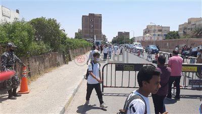  طلاب الثانوية في البحر الأحمر: 