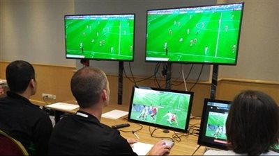 مدير إدارة المنتخبات بالجبلاية يطالب بإلغاء الـ var: لم يضف للتحكيم المصري