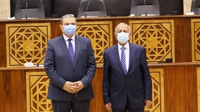 وزير القوى العاملة يزور الأكاديمية العربية للعلوم والنقل البحري ويشيد بتطورها