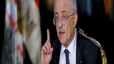 طارق شوقي يوضح سبب غياب وسائل التهوية عن لجان امتحانات الثانوية العامة