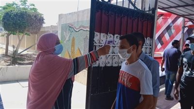وسط إجراءات مشددة.. طلاب العلمي بالثانوية العامة يؤدون امتحان اللغة الأجنبية الثانية بعد قليل