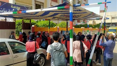 تشديد الإجراءات الاحترازية في امتحانات اللغة العربية بالبحر الأحمر (صور)