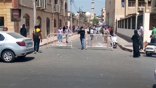 أولياء الأمور أمام