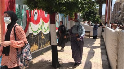 تباين آراء طلاب الأدبي بالثانوية العامة حول امتحان اللغة العربية بكفر الشيخ (فيديو)