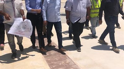 مسؤلو وزارة الإسكان يتفقدون منطقة الحدائق المركزية بالعاصمة الإدارية 