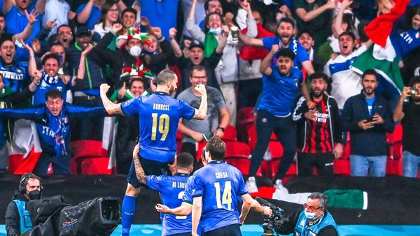 احتفال لاعبو إيطاليا