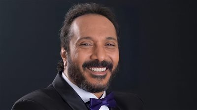 على الحجار يعلق على كتاب 