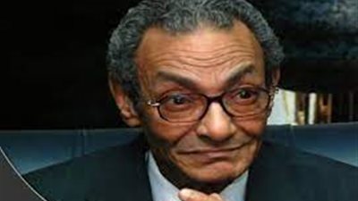 بهاء طاهر في ذكرى وفاته.. دافع عن القضية الفلسطينية وحصل على درع غسان كنفاني