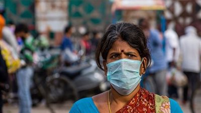 انخفاض كبير في إصابات كورونا بالهند