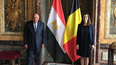 وزير الخارجية يلتقي نائبة رئيس الوزراء البلجيكي لبحث سبل التعاون المشترك