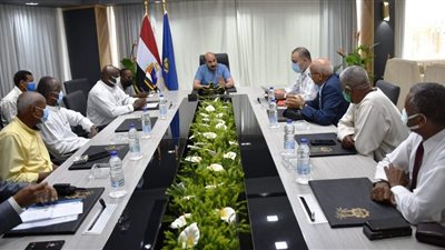 محافظ أسوان يوجه بالبدء الفوري في مشروع إحلال وتجديد خط الطرد الرئيسي بمنطقة الكرور 