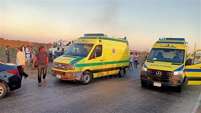 إصابة 8 أشخاص في تصادم سيارتين بالعريش 