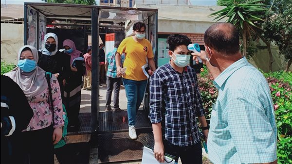 طلاب الثانوية العامة