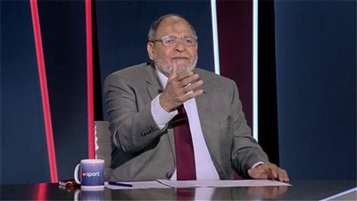 طه إسماعيل: الأهلي لا يملك مهاجما يليق بطموحاته.. ومعرفش مين العين اللي اختارت سافيو 