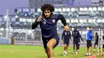 جمعة وأوناجم يشاركان في التقسيمة مع لاعبي الزمالك 