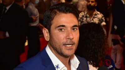 أحمد عز: عيب أقول على نفسي نمبر وان في وجود عادل إمام (فيديو)