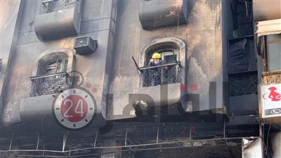 شاهد اللحظات الأولى لحريق الطالبية قبل امتداده للمحال والمنازل (فيديو)