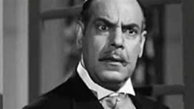 ترك الطب من أجل الفن وتنبأ بوفاته.. محطات في حياة الراحل سراج منير