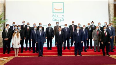 هشام طلعت مصطفى وأبو هشيمة وعز.. نكشف رجال الأعمال المجتمعين مع السيسي قبل مؤتمر 