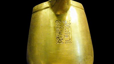من المخازن إلى قاعات العرض.. نكشف القطع الذهبية الجديدة بالمتحف المصري بالتحرير