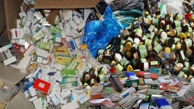 «تموين كفر الشيخ» يضبط كمية كبيرة من الأدوية البيطرية المحظور تداولها 