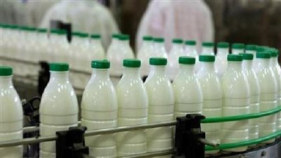 ماذا يحدث في قطاع الألبان؟.. 