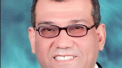 منير فوزي: كتابي الفائز بجائزة المعرض يتضمن تحليلًا لقصيدة من إبداعي