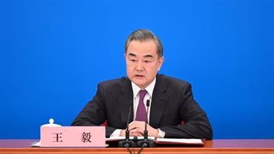 وزير الخارجية الصيني يزور القاهرة لمناقشة الاستثمارات وسد النهضة 