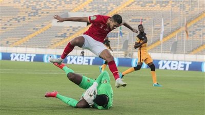 بعد مرور 60 دقيقة.. الأهلي يحافظ على تقدمه بهدف أمام كايزر تشيفز