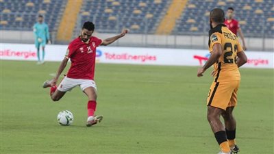 بعد مرور 75 دقيقة.. الأهلي يواصل التقدم على كايزر تشيفز بثلاثية 