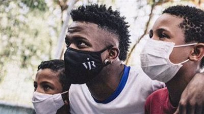 فينيسيوس: لا أريد مزيدًا من رونالدو ونيمار.. نرغب في تأسيس أطباء برازيليين