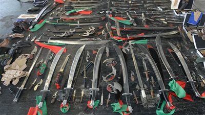 قبل العيد.. ضبط 1357 قطعة سلاح أبيض بالمحافظات