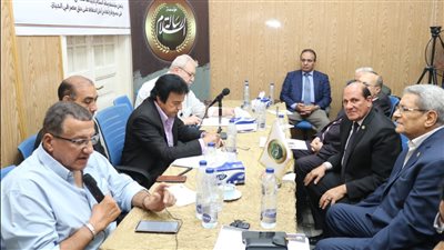 خبراء استراتيجيون في ندوة بالقاهرة: قدرات الدولة الشاملة تضمن جاهزية مصر لأي احتمالات (صور)