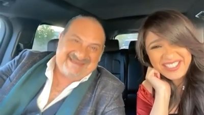 رسالة مؤثرة من خالد الصاوي لياسمين عبد العزيز بعد أزمتها الصحية (صورة)