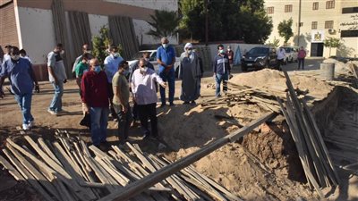 محافظ أسيوط يتفقد مشروعات تطوير الريف المصري بصدفا 