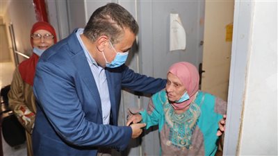 لسوء إدارته.. إقالة مدير دار مسنين بركة السبع خلال جولة لمحافظ المنوفية