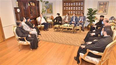 محافظ أسيوط يستقبل أساقفة ورؤساء الطوائف المسيحية بالمحافظة للتهنئة بعيد الأضحى المبارك 