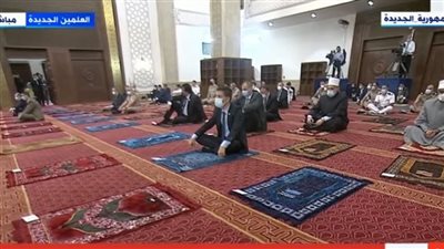 بدء شعائر صلاة عيد الأضحى بالعلمين الجديدة 