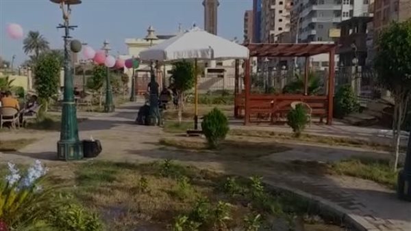 الحدائق خاوية من