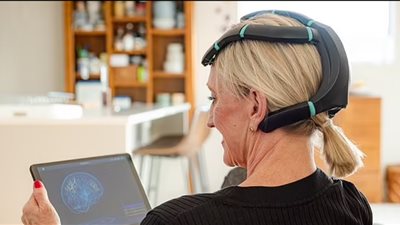 ابتكار سماعة للرأس لعلاج الآلام المزمنة (صور)