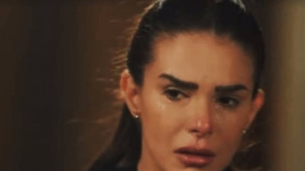 دنيا عبد العزيز