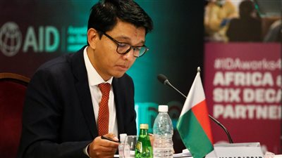 نجاة رئيس مدغشقر من محاولة اغتيال وتوقيف فرنسيين على علاقة بالحادث