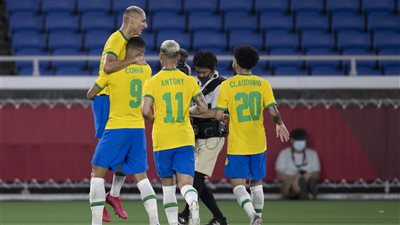 طوكيو 2020.. موعد مباراة البرازيل وإسبانيا في نهائي كرة القدم