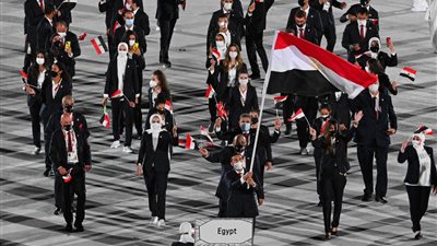 علاء أبو القاسم يعلق على حمله علم مصر في افتتاح الأولمبياد