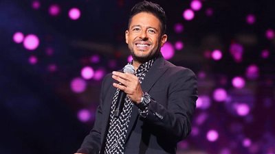 حماقي يتغزل في شريهان بعد عرض 