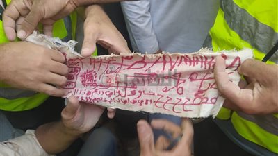  استخراج أسحار في حملة على مقابر بني سويف.. ومواطن يعثر على عمل بالمرض لزوجته (صور وفيديو)