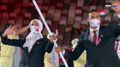 هداية ملاك أول امرأة في تاريخ مصر تحمل العلم بأولمبياد طوكيو