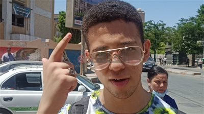 طلاب بالمنيا عن امتحان الفيزياء: 