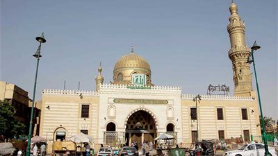 تعرف على أسماء مساجد طالب السيسي بترميمها بعد تكليفه بتطوير الأضرحة