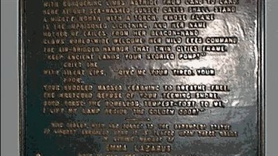 قصائد عالمية.. قصيدة تمثال الحرية 